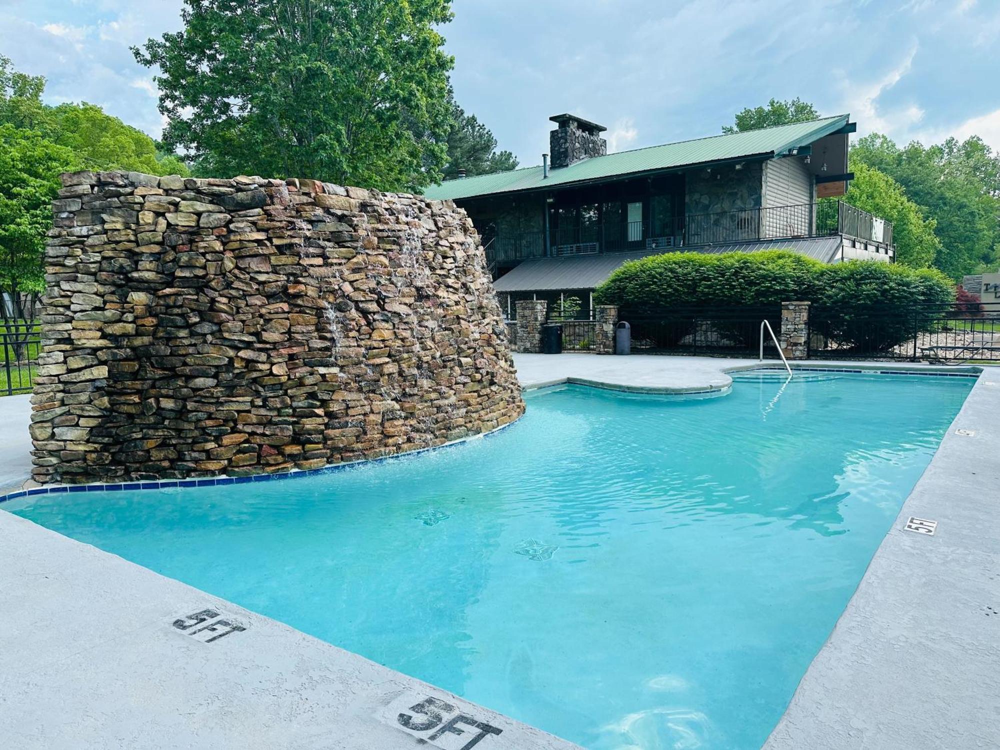 Tremont Lodge & Resort Townsend Exterior photo
